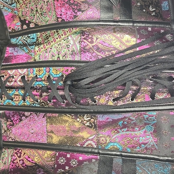 Multicolor Corset with Metal Clasps And Lace-up Back - Picture 6 of 7
